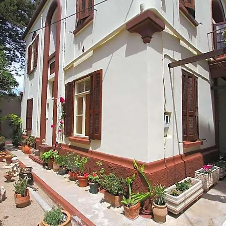 Anastasia Hotel *